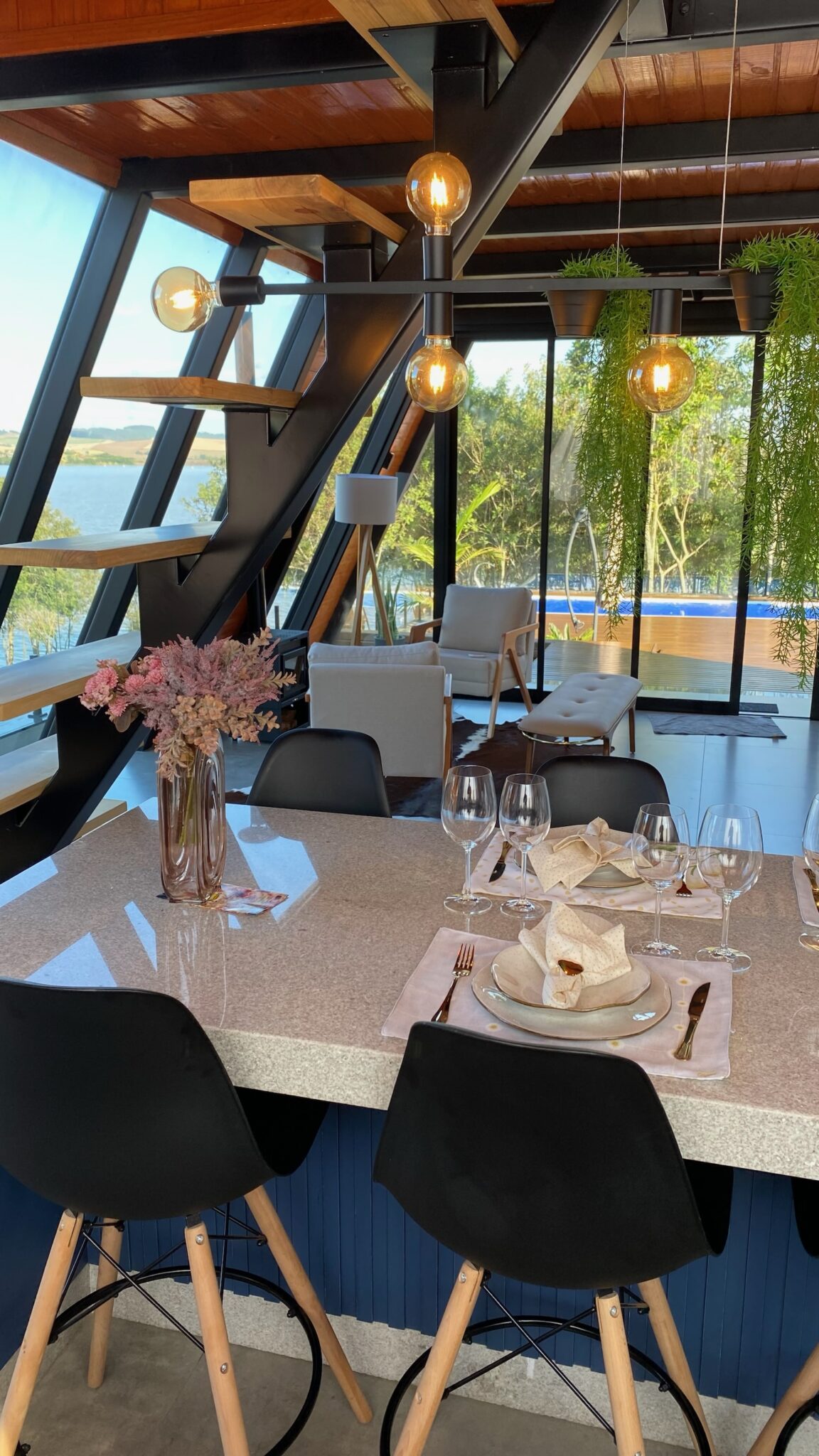 5E7D2860-8F12-46A3-A274-4495F7A20D7F